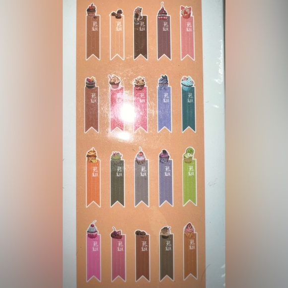 $2📚BOX OF 30 BOOKMARKS📚NEW AND SEALED📚$2 WITH ANY $10 ORDER OR MORE - Picture 5 of 16